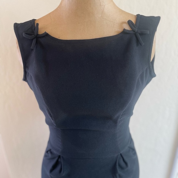 Gorgeous Bettie Page Tatyana Black Dress, Size XXS, Never Worn - Picture 3 of 9